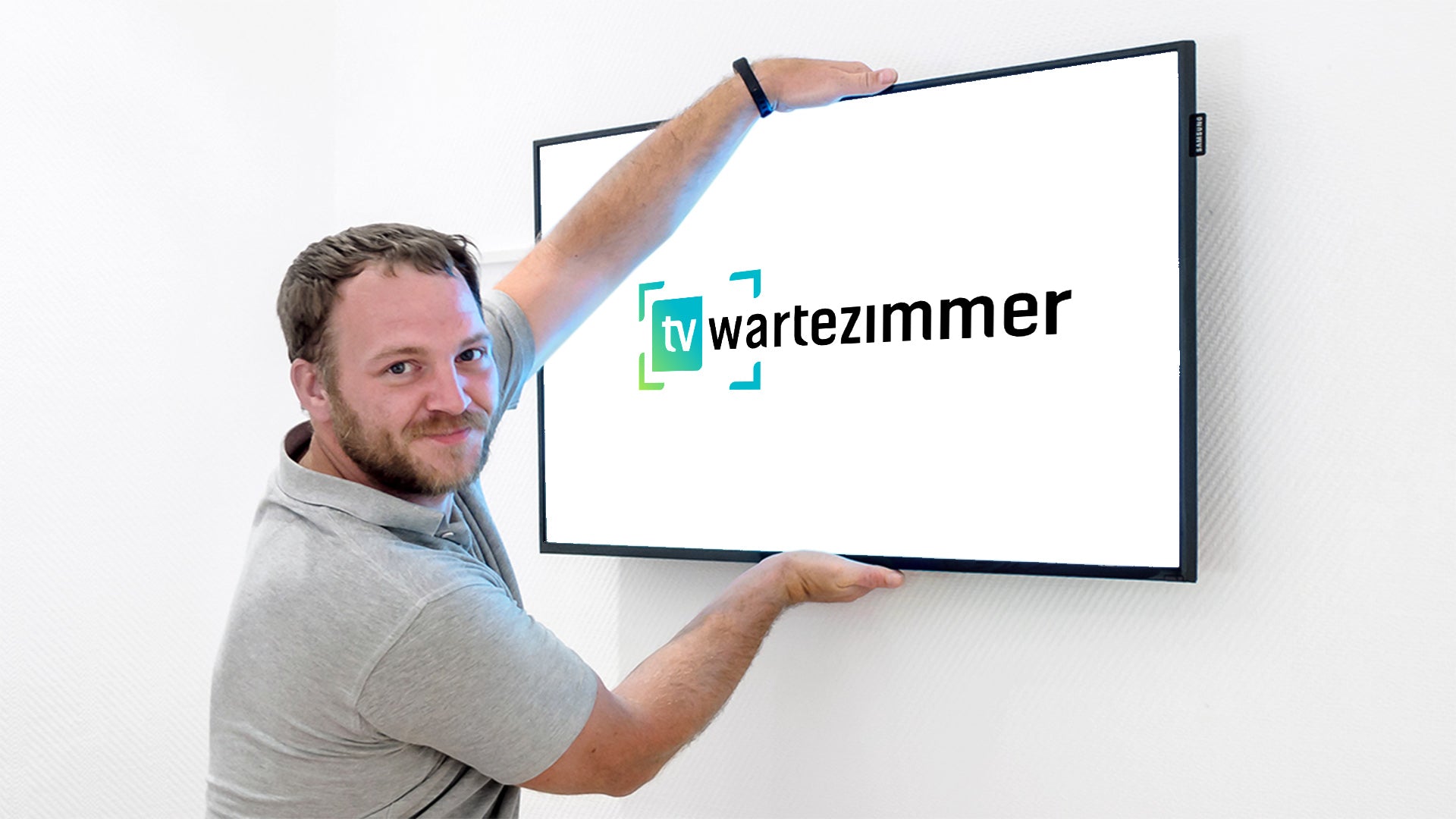 Zusatzbildschirm wahlweise 32" oder 43"
